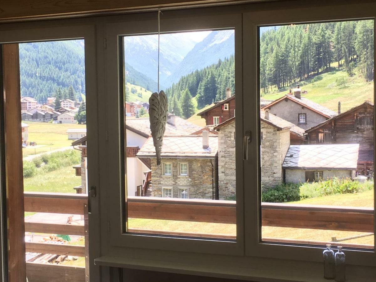 Carmena Saas-Grund